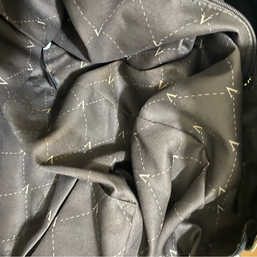 Vince Camuto Sleek Black Hobo Bag - Picture 12 of 13